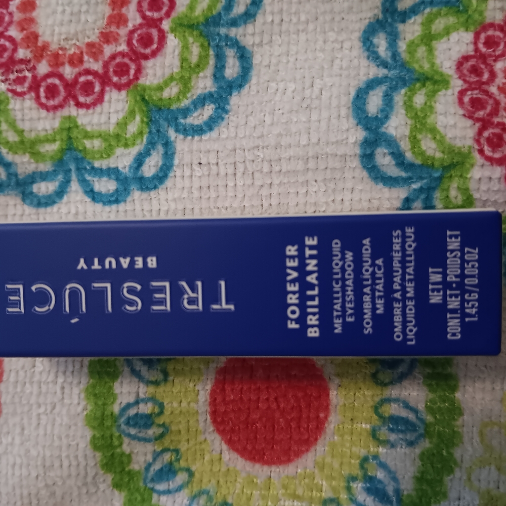 Tresluce Beauty Metallic Liquid Eyeshadow